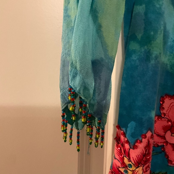 Womens  floral shirt with sequin and bead details - Picture 5 of 10